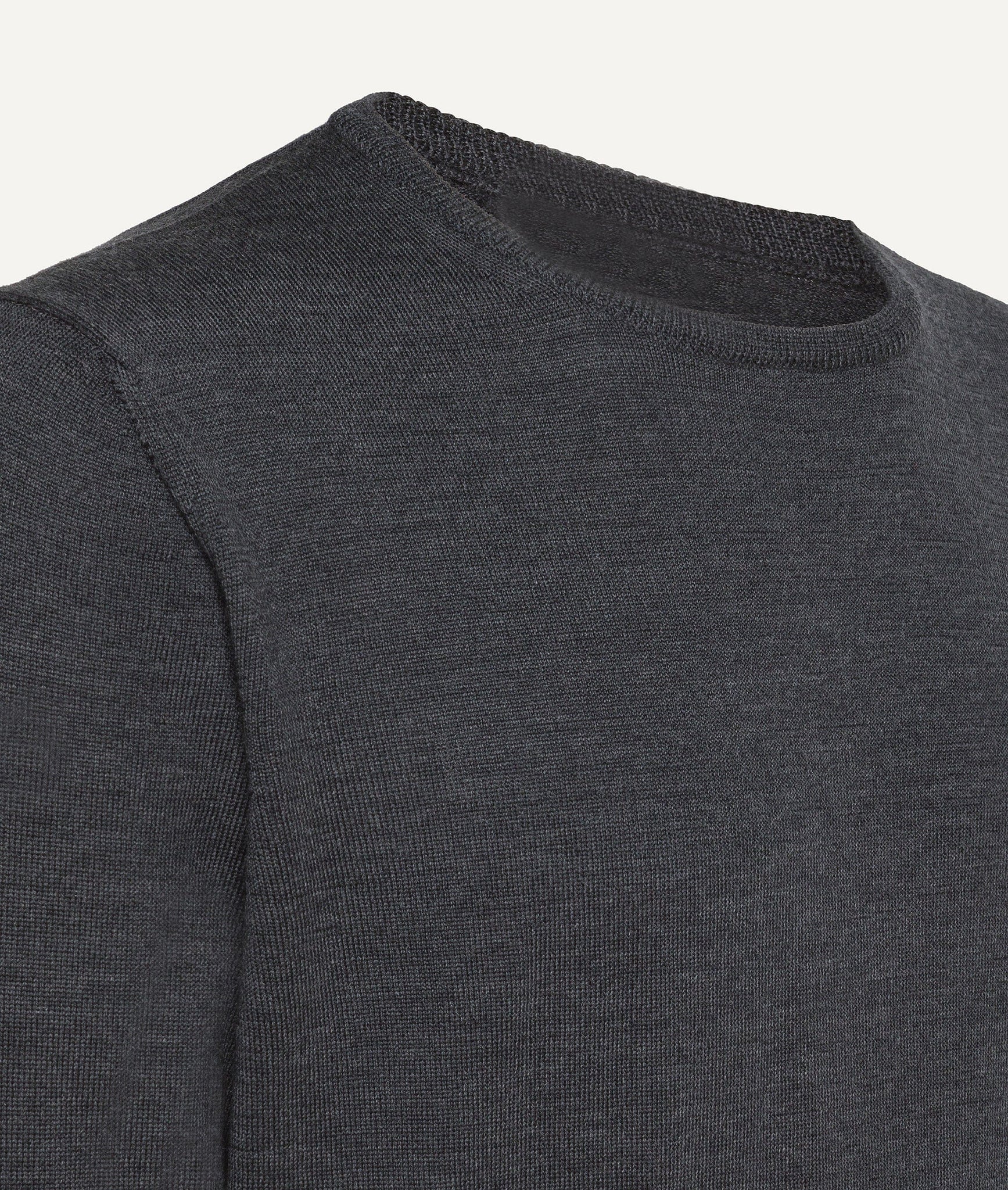 Roundneck Sweater in Merino Wool