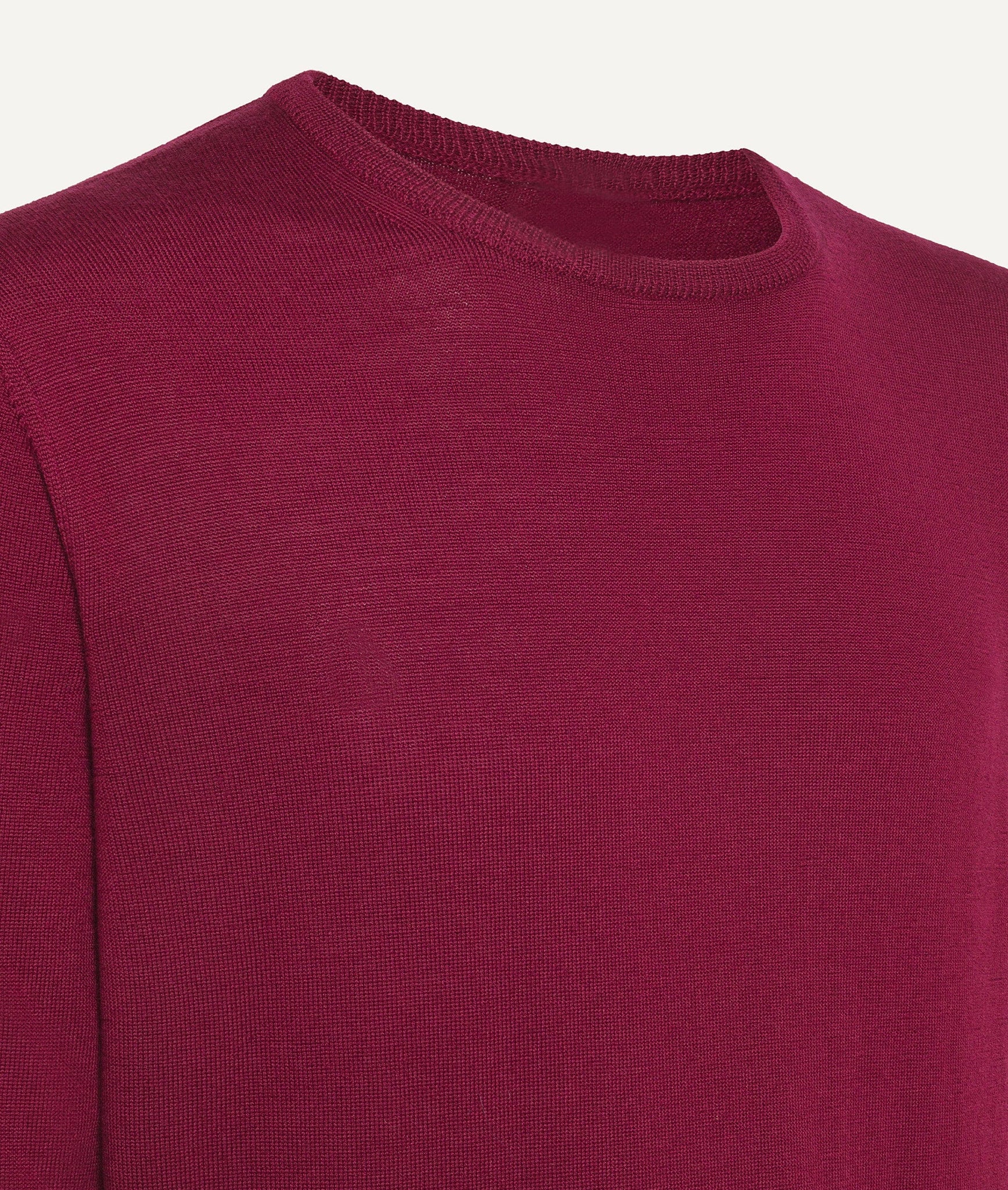 Round Neck in Extrafine Merino Wool