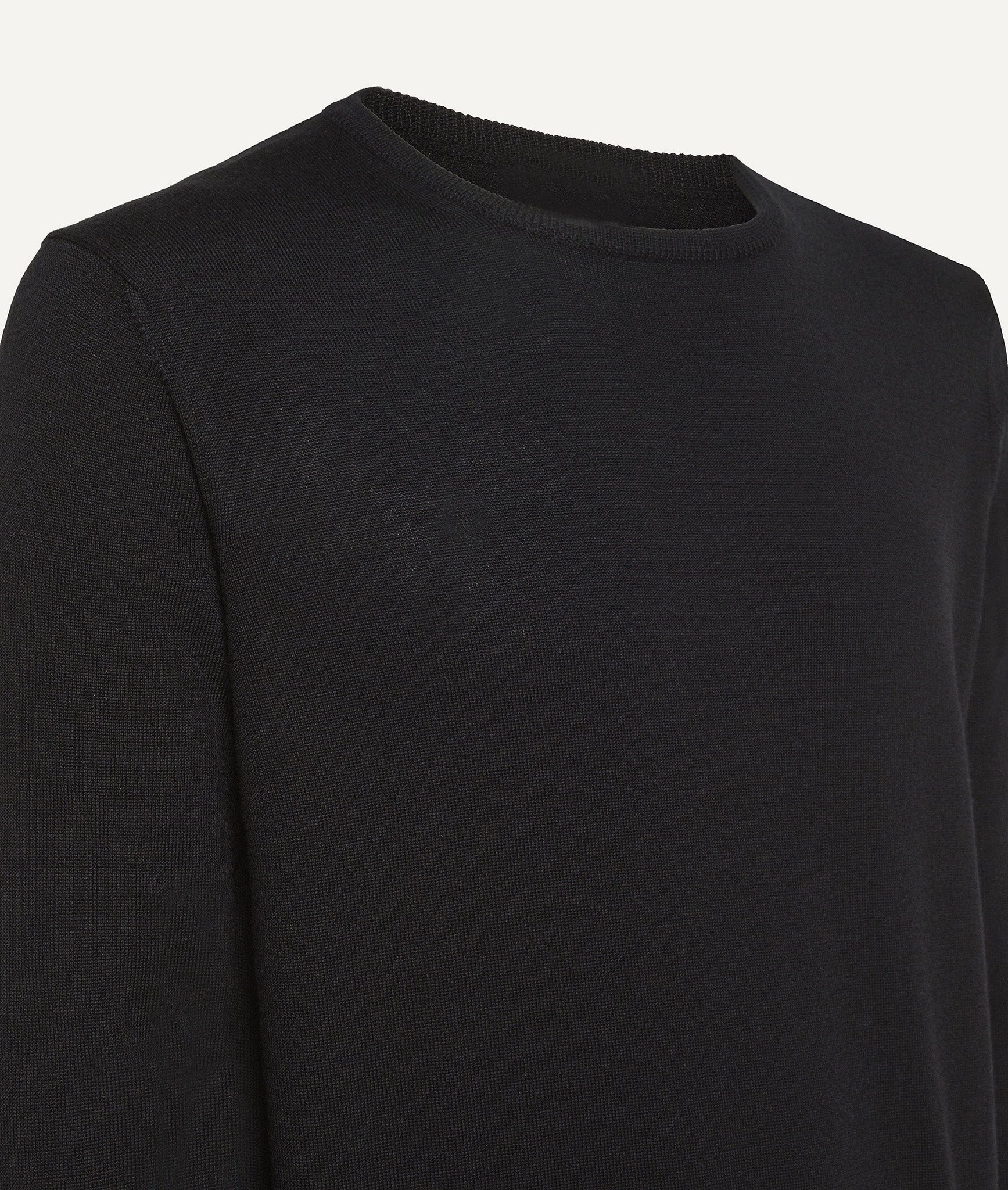 Roundneck Sweater in Merino Wool