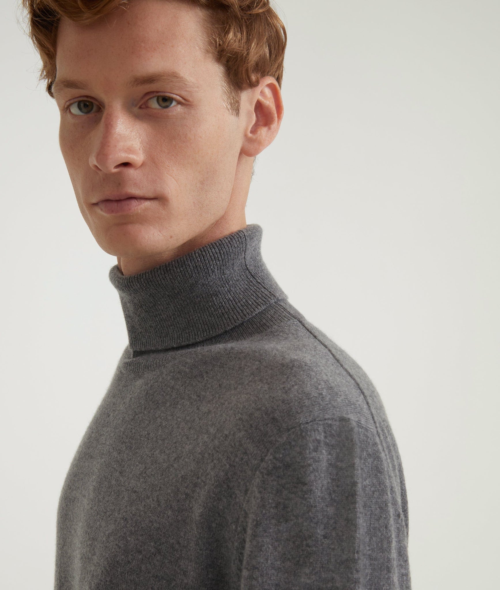 Roll Neck Sweater in Cashmere