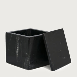 Squared Box in Carrara Marble